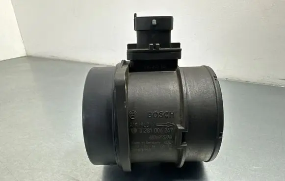 Jeep Grand Cherokee Mass air flow meter 68069532AA