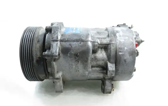 Seat Toledo II (1M) Air conditioning (A/C) compressor (pump) 1J0820803K