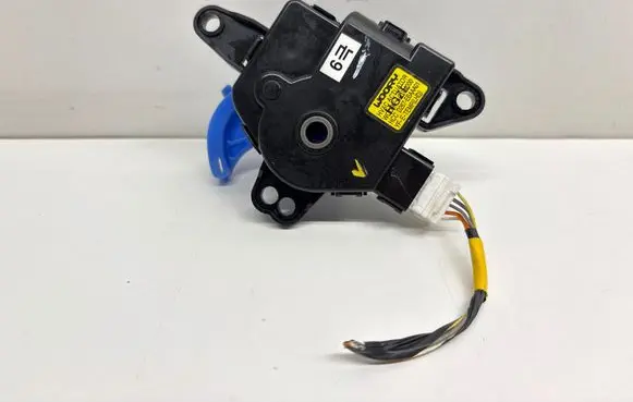 KIA Ceed A/C air flow flap actuator/motor D267EBAAA01
