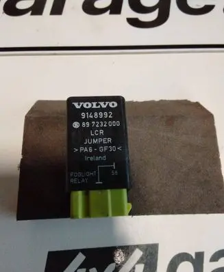 Volvo V70 Light relay 897232000