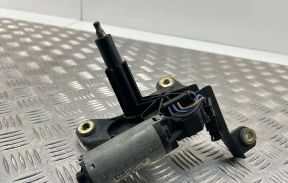 Opel Astra G Rear window wiper motor 404376 90559440 242484837
