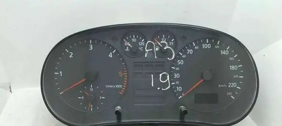 Audi A3 S3 8L Speedometer (instrument cluster) 8L0919860B
