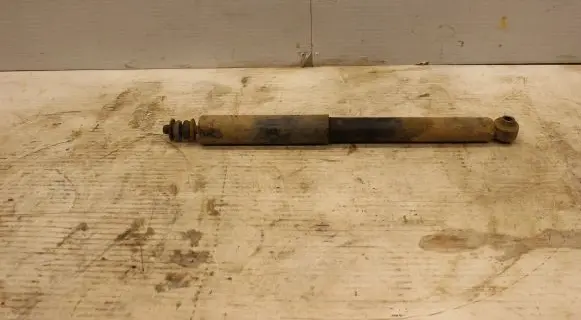 Mitsubishi Pajero Rear shock absorber/damper 4162A016