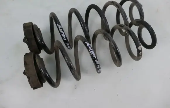 Audi A4 S4 B8 8K Rear coil spring