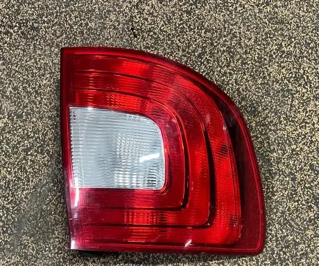 Skoda Superb B6 (3T) Rear/tail lights 214801