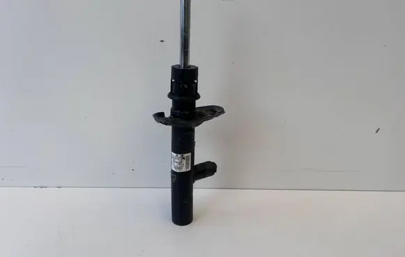 Volkswagen PASSAT B8 Front shock absorber/damper 3Q0413032A