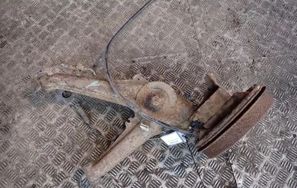 BMW 3 E36 Rear wheel hub spindle/knuckle