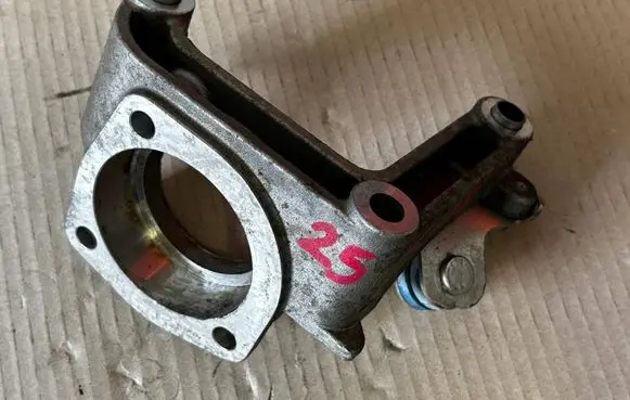 Alfa Romeo Giulietta Driveshaft support bearing bracket 55214996
