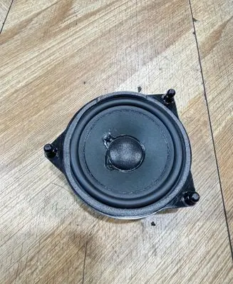 Mercedes-Benz C W205 Front door speaker A2058205600