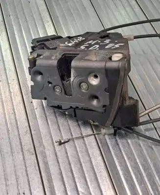 Mazda 3 I Rear door lock 3N6AA26412B