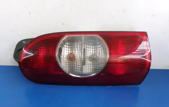 Renault Master II Rear/tail lights