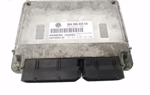 Volkswagen Golf V Engine control unit/module 06A906033CA 5WP4020303