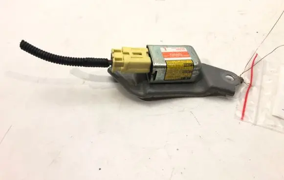 Lexus RX 330 - 350 - 400H Airbag deployment crash/impact sensor 89834-0E010