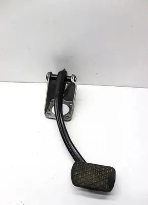 Mercedes-Benz GL X164 Brake pedal A1642901901