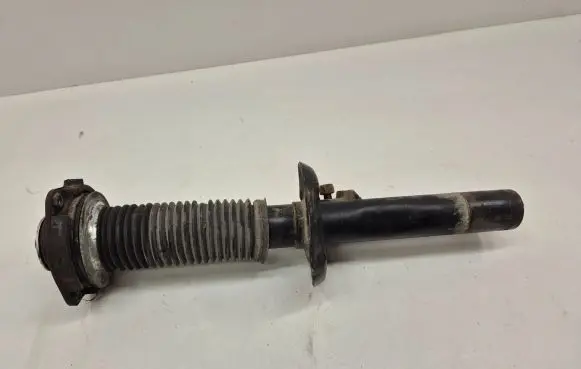 Volkswagen Touran I Front shock absorber/damper