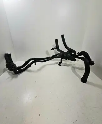 Coolant pipe/hose