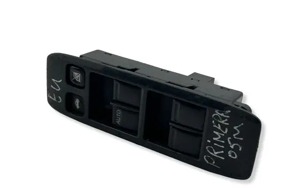 Nissan Primera Electric window control switch 