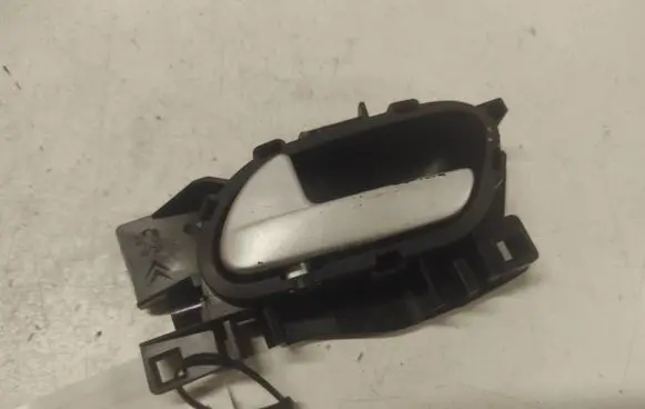 Peugeot 207 Rear door interior handle 303966 96902456VV