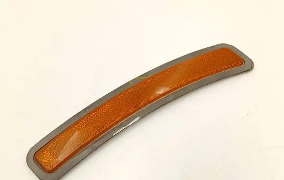 BMW 3 G20 G21 Front reflector 7433785 24185110 252663