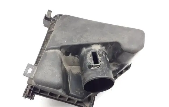 Toyota Verso Air filter box