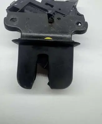 Audi A6 S6 C6 4F Tailgate/trunk/boot lock/catch/latch 4F5827505B