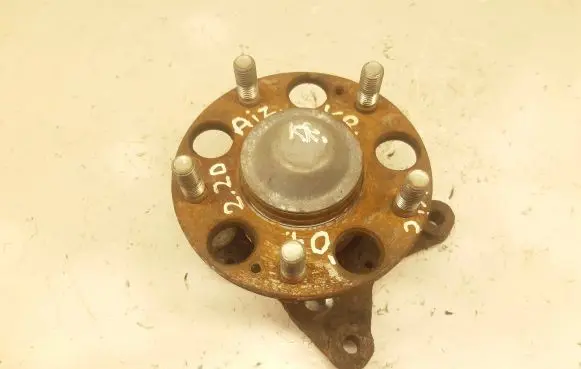 Honda Civic Front wheel hub spindle knuckle