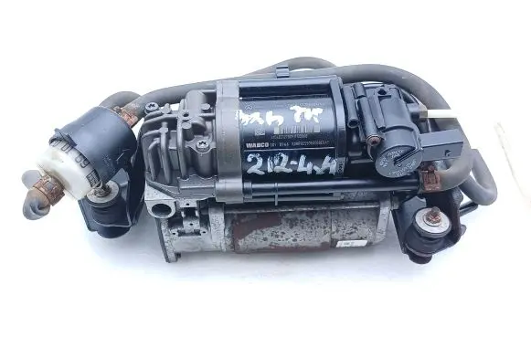 Mercedes-Benz CLS C218 X218 Air suspension compressor/pump A2123200104