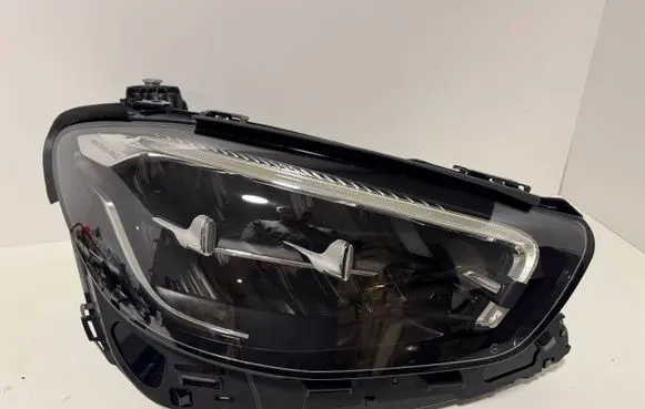 Mercedes-Benz E W213 Headlight/headlamp A2139060610
