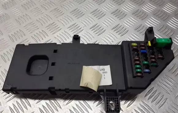 Opel Vectra C Central body control module 13199492