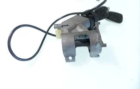 Volkswagen Golf III Ignition lock 357905851D