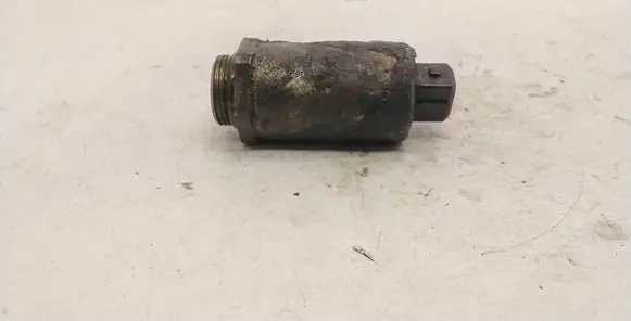 BMW 5 E39 Camshaft vanos timing valve 