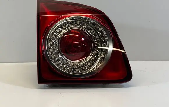 Volkswagen Golf Plus Tailgate rear/tail lights 5M0945093J