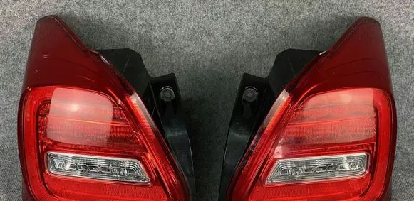 Suzuki Swift III Rear/tail lights set 