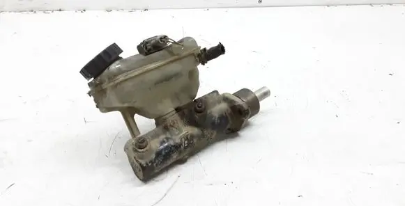 Mercedes-Benz Vito Viano W638 Master brake cylinder A0024312802