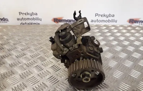Ford C-MAX I Fuel injection high pressure pump 0445010102