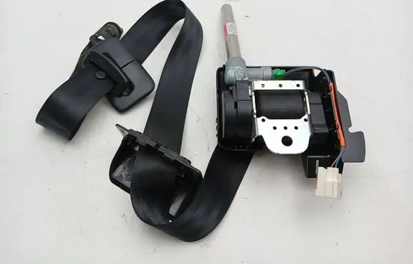 Volvo V60 Rear seatbelt 30749182 39823326