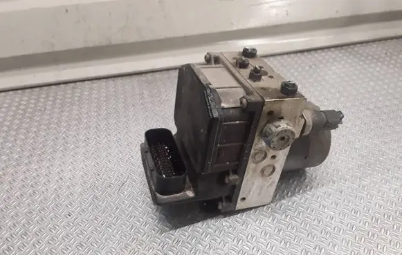 Volkswagen PASSAT B5.5 ABS Pump 0265950055 4b0614517g