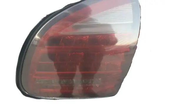 Porsche Cayenne (92A) Tailgate rear/tail lights 95863109411