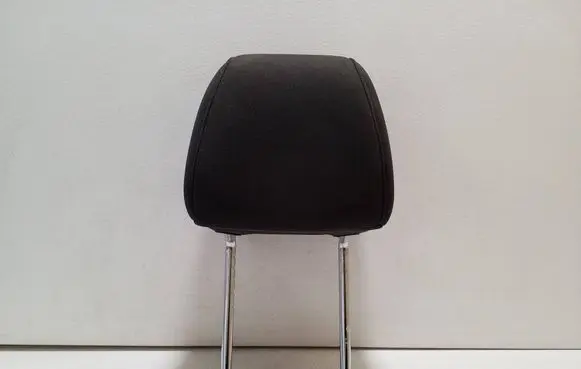 Chevrolet Orlando Front seat headrest 