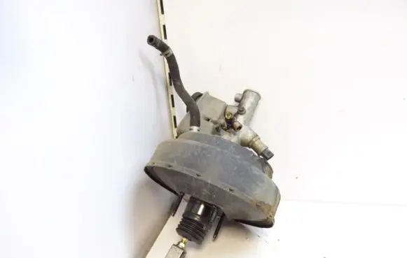 Mazda 323 F Master brake cylinder