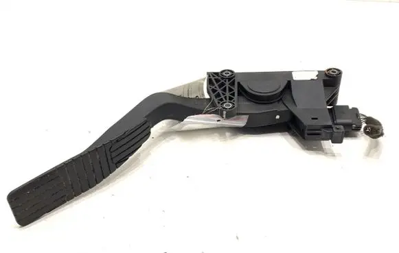 Chevrolet Captiva Accelerator throttle pedal 96625893