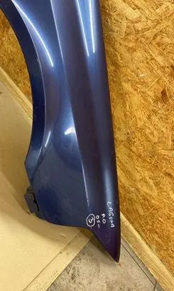 Renault Laguna II Fender