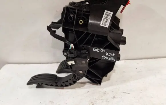 Renault Trafic III (X82) Brake pedal 465016415R