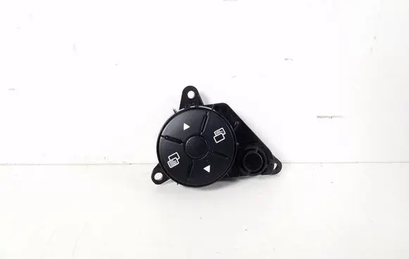 Mercedes-Benz Vito Viano W639 Steering wheel buttons/switches A6398200810