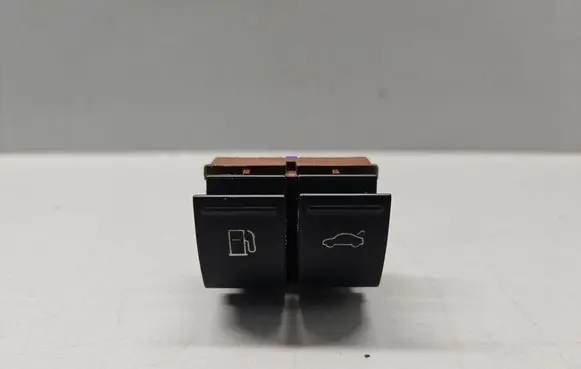 Volkswagen PASSAT B6 Fuel tank opening switch 3C0959903B