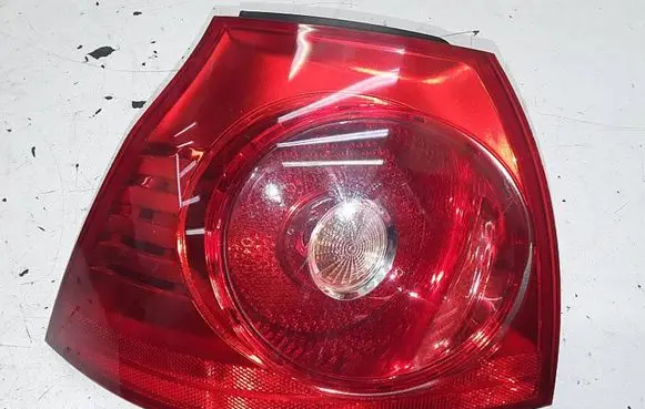 Volkswagen Golf V Rear/tail lights 1K6945095E