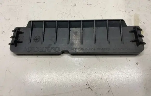 Volvo V40 Battery bracket 31301935