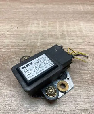 Mercedes-Benz E W211 ESP acceleration yaw rate sensor 0015404517 0265005230 Used