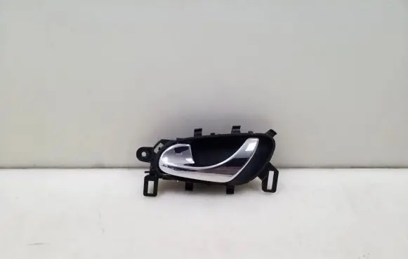 Nissan Qashqai Front door interior handle 806714EA0A