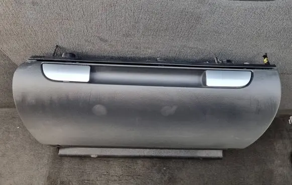 Audi A3 S3 8P Glove box set 8P1857035J 8P0971679G 8P1857035J6PS